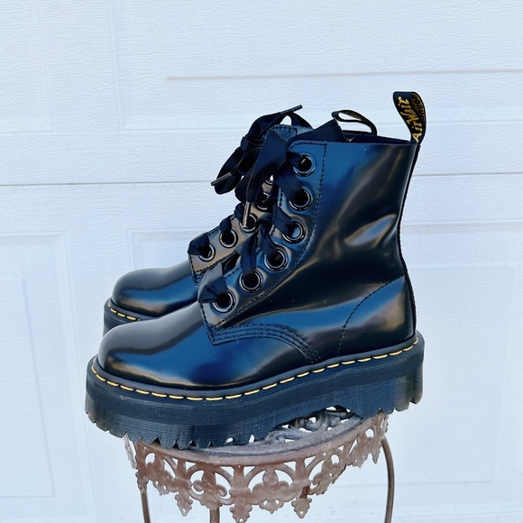 Dr. Martens Shoes - Dr. Martens Molly Platform boots